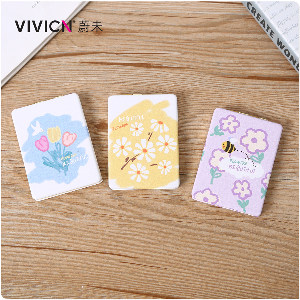 【 Wei Wei 】 Ins-style mini mirror for women to carry around, portable handheld mini double-sided folding makeup mirror, cute Application Scenario