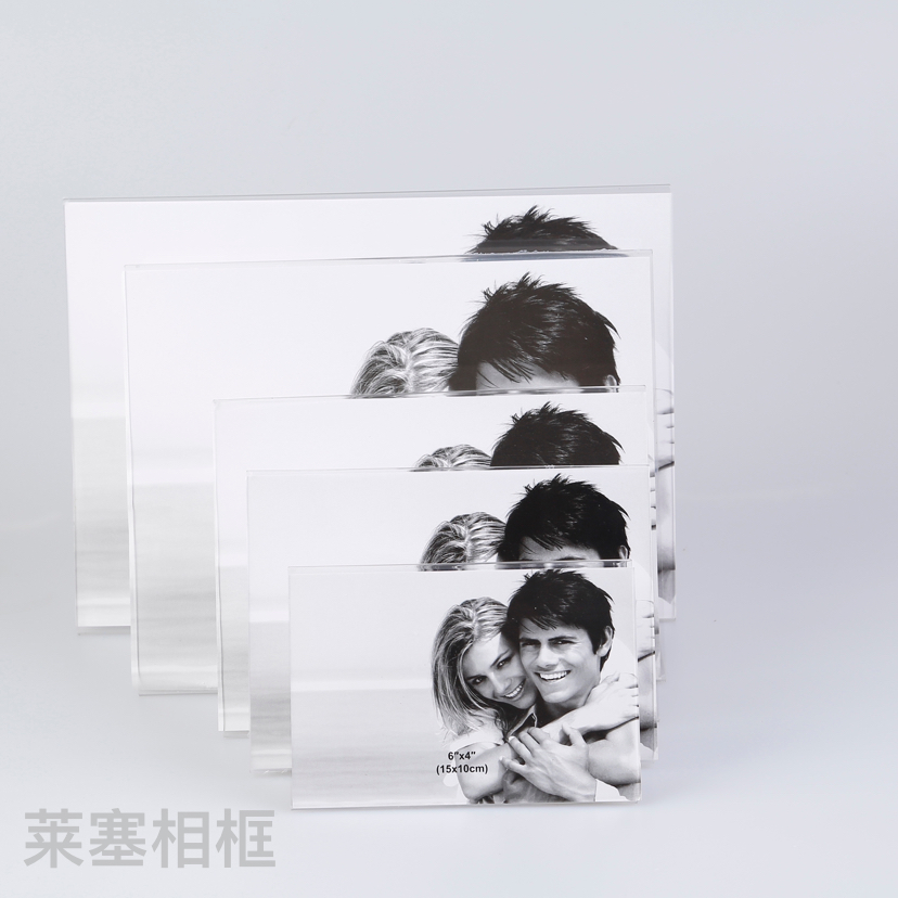 Acrylic material creative decorative items for home decoration, living room and bedroom handicrafts, photos, acrylic photo frames Application Scenario