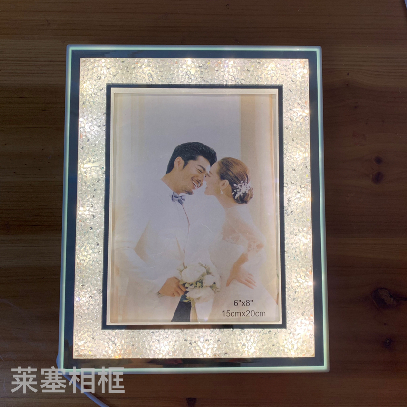 Double silver edge rhinestone LED light, USB interface, creative decorative item, home decoration handicraft, living room, bedroom, photo frame Specification image