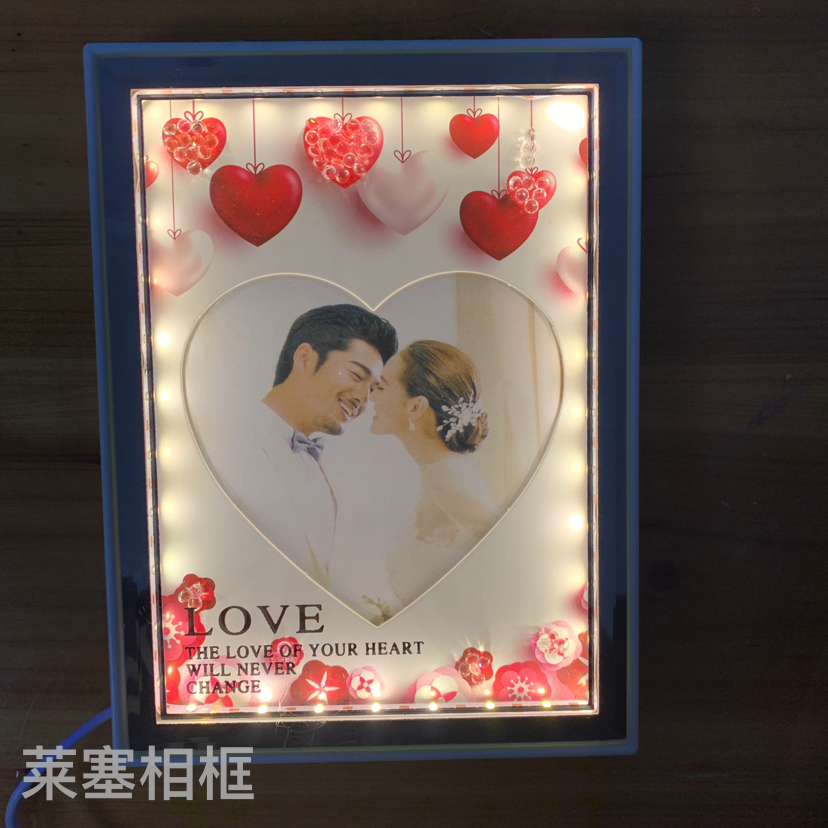 Heart-shaped diamond scattered Led lamp, USB interface, creative decorative item, home decoration, living room and bedroom handicrafts, photo frame details Picture