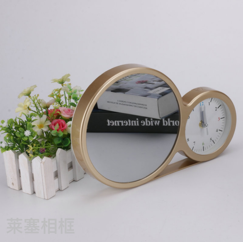 Golden double circular LED lamp, plug-in battery, dual-purpose creative decorative item, home decoration handicraft with clock magic mirror Specification image