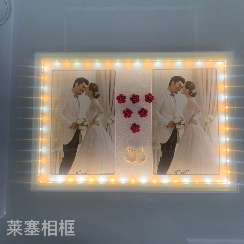Roses, diamond rings, Led lights, USB interface, creative decorative items, home decoration handicrafts, and photo frames with lights Application Scenario