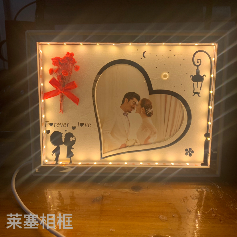 Oval LED light, USB interface, creative decorative items, home decoration handicrafts, single-color, dual-color, seven-color light, photo frame Application Scenario