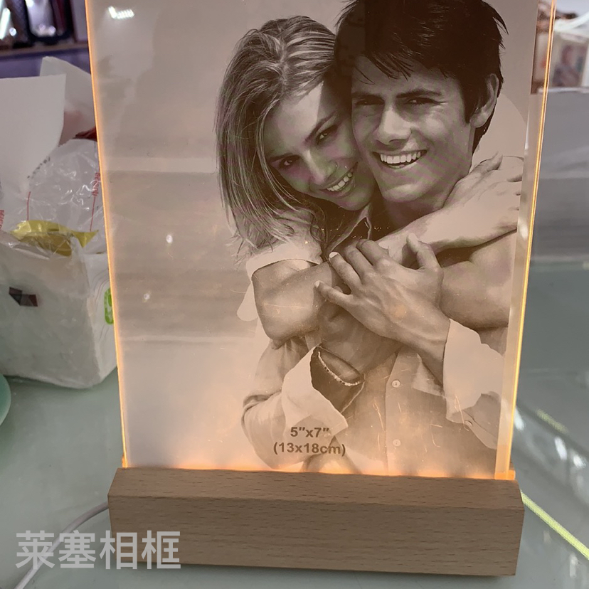 Beech wood single-color warm light, acrylic board, creative decorative items, home decoration handicrafts, light photo frame Item Picture