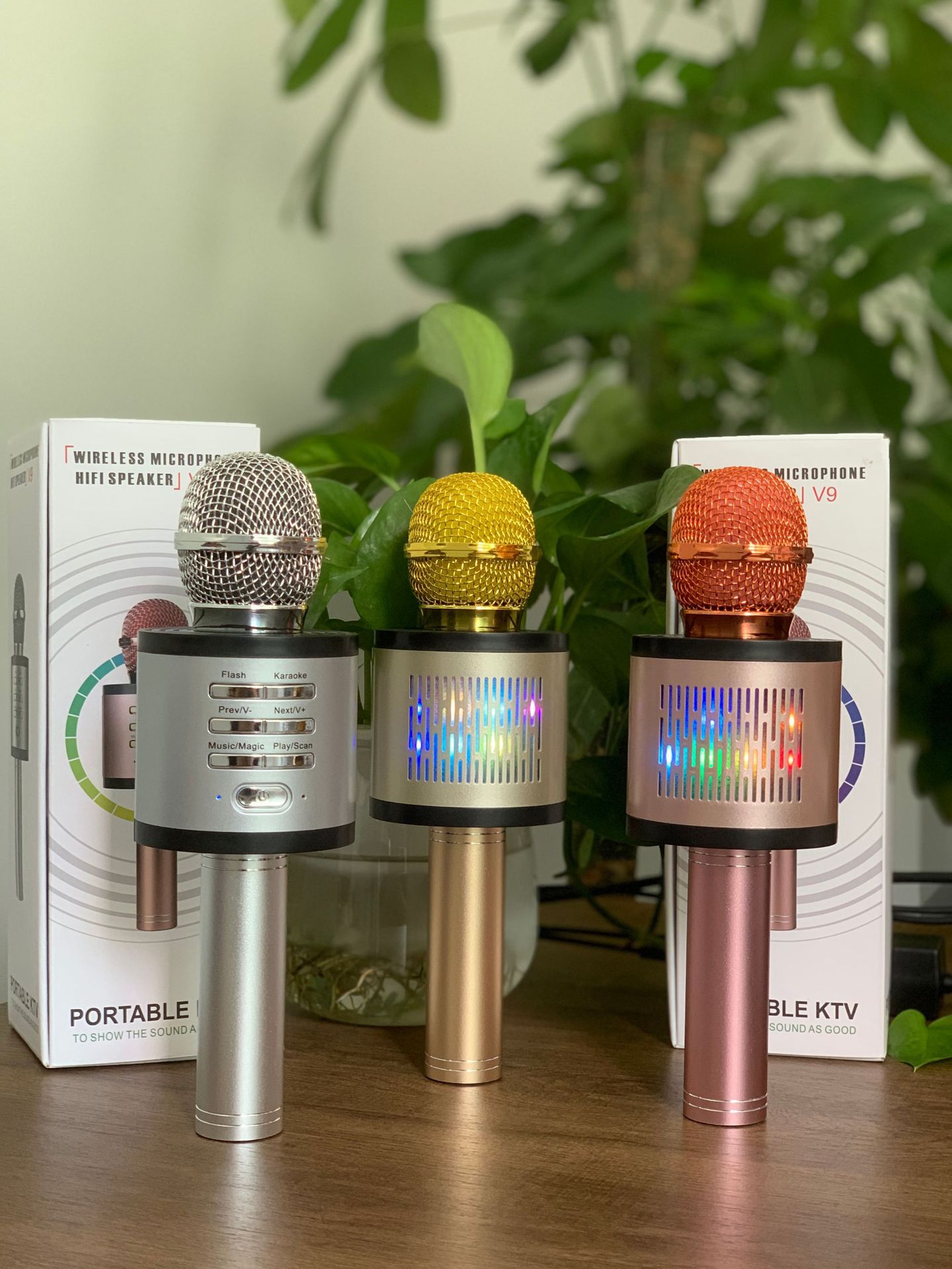 工厂直销 跨境新款手机蓝牙无线K歌电容麦克风话筒音响一体儿童K歌麦详情7