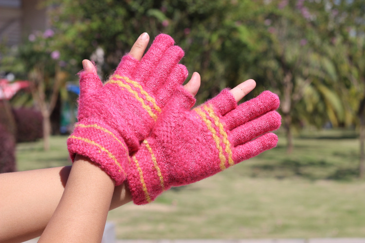 2019 Autumn/Winter new style of warm typing gloves for women with exposed fingers, winter cold protection for playing games and woolen yarn gloves pic 12