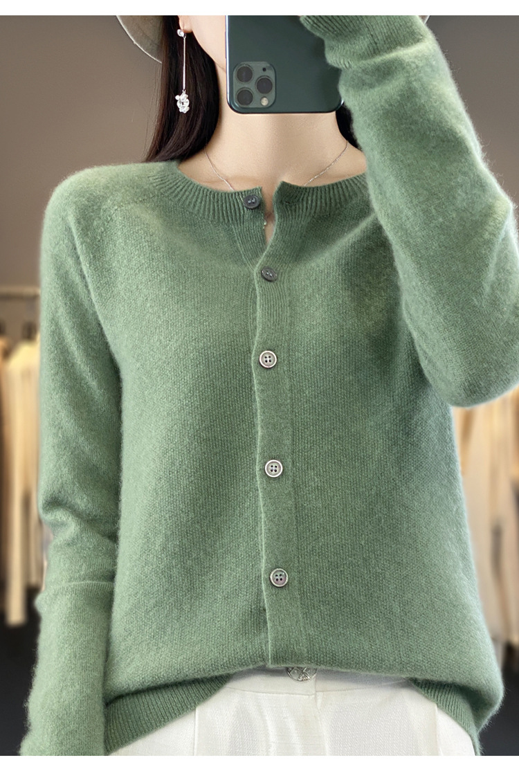 爆款批发秋冬季新款纯羊毛桂花针开衫宽松大码圆领羊毛衫详情7