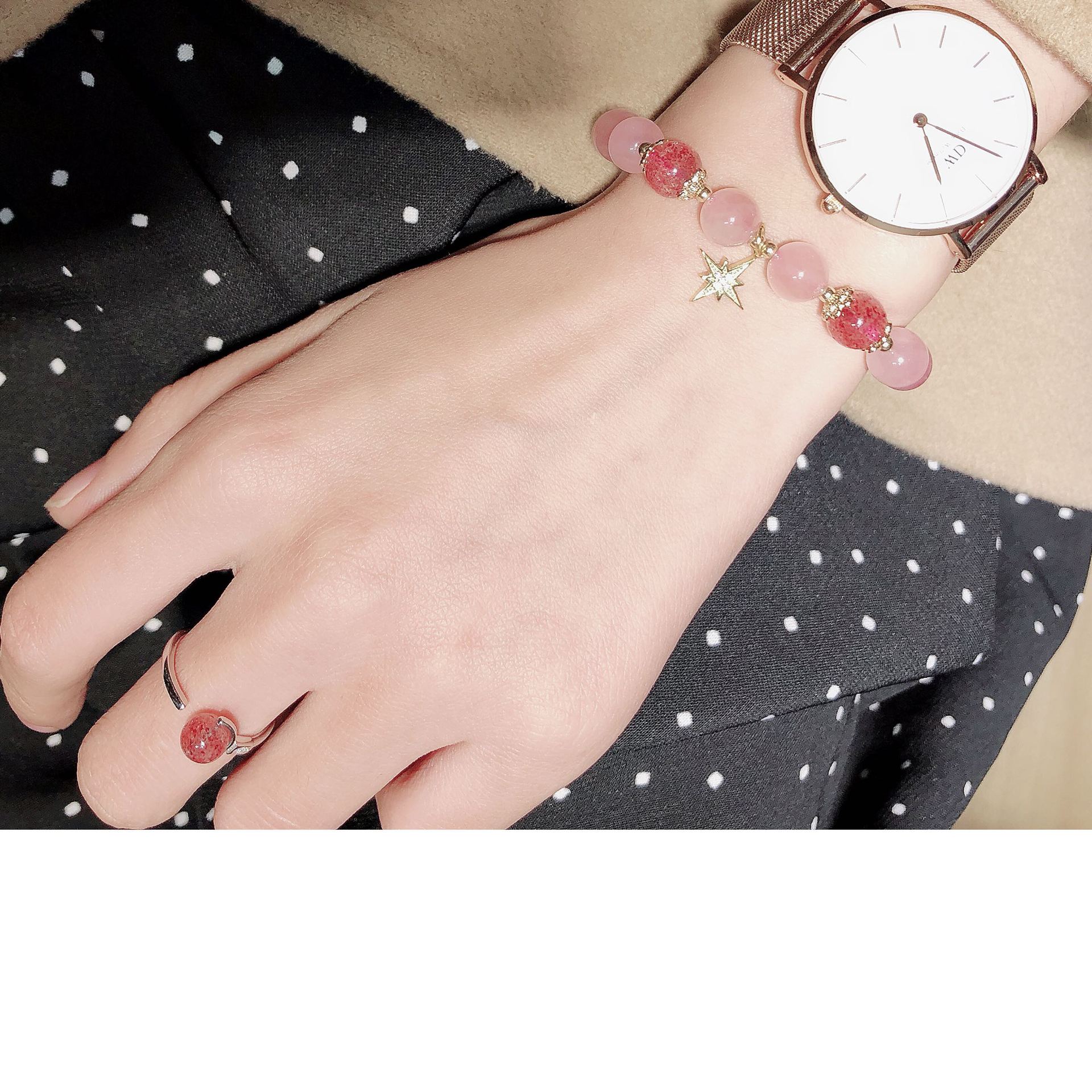 巴度草莓晶粉晶转气运星月手链女招桃花七夕情人节礼物闺蜜生日礼物详情4