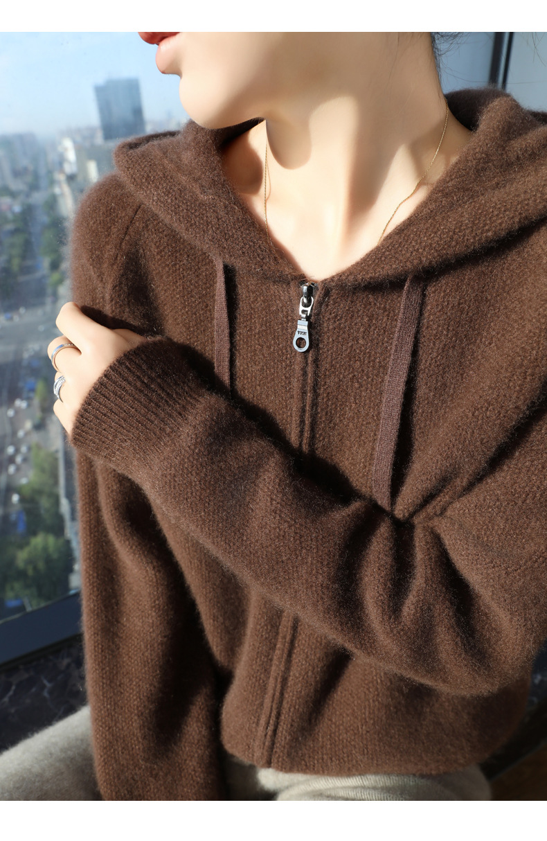 For the autumn and winter of 2024, a woolen hooded thick cardigan for women, a loose zipper knitted sweater, a youthful hoodie, can be paired with an outer jacket pic 16