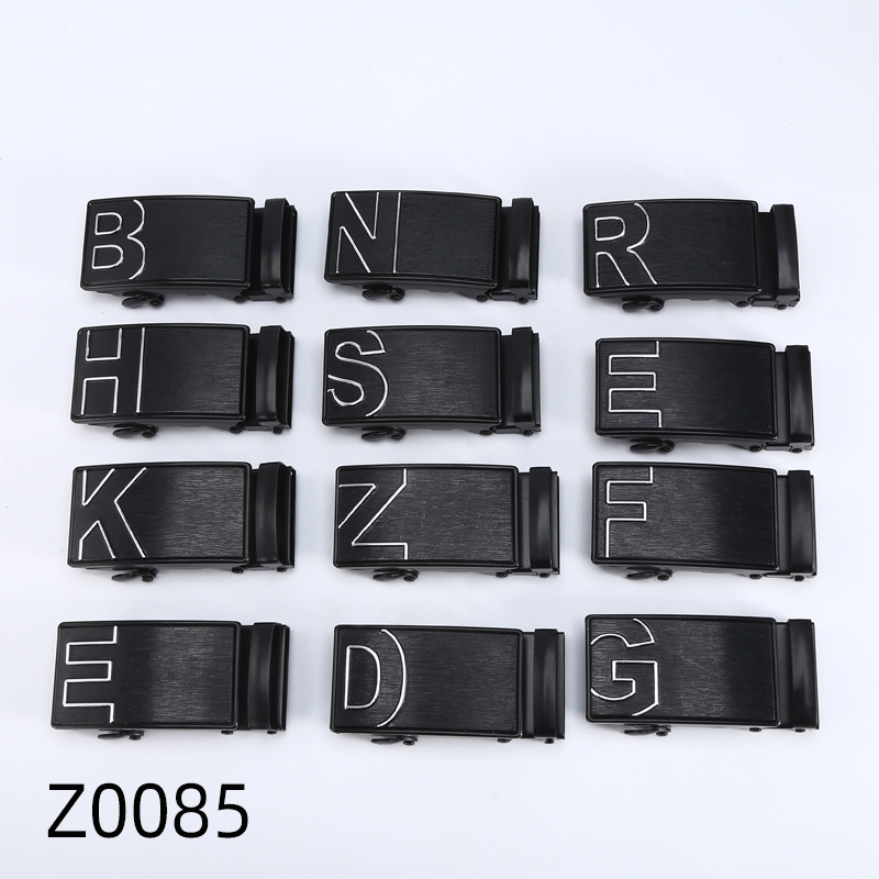 新亚克力板皮带扣自动铁腰带扣字母简约大方不可激光LOGO厂家直销详情2