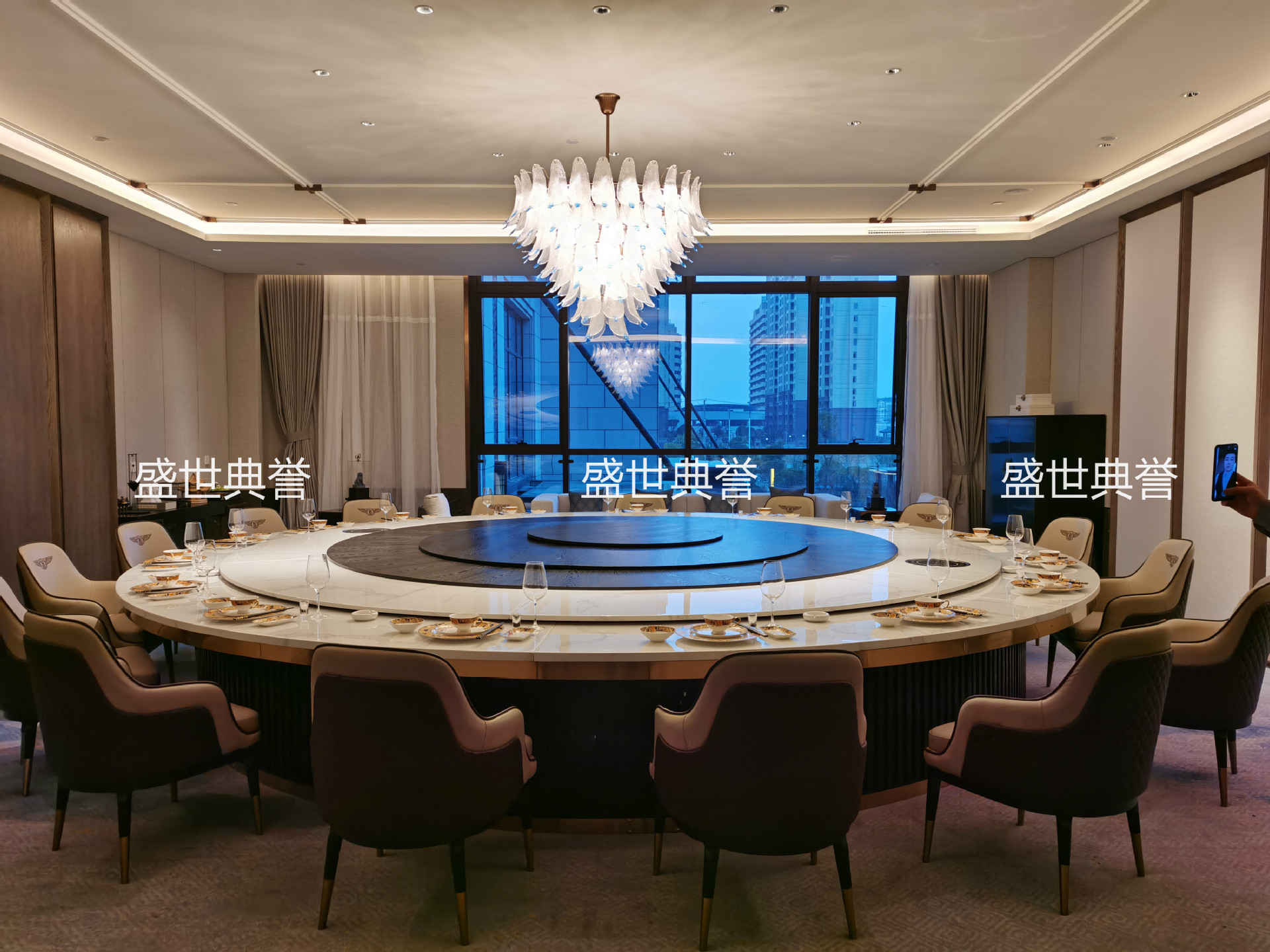 Electric dining tables for five-star hotels in Yichun, marble electric round tables for private rooms in resort hotels, and dining tables for seafood restaurants pic 8