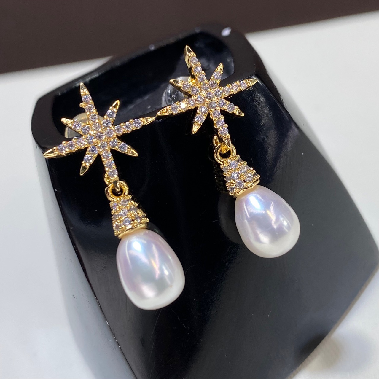 轻奢天然淡水极光珍珠女耳坠 18K注金小众简约复古设计感耳坠耳钉详情5