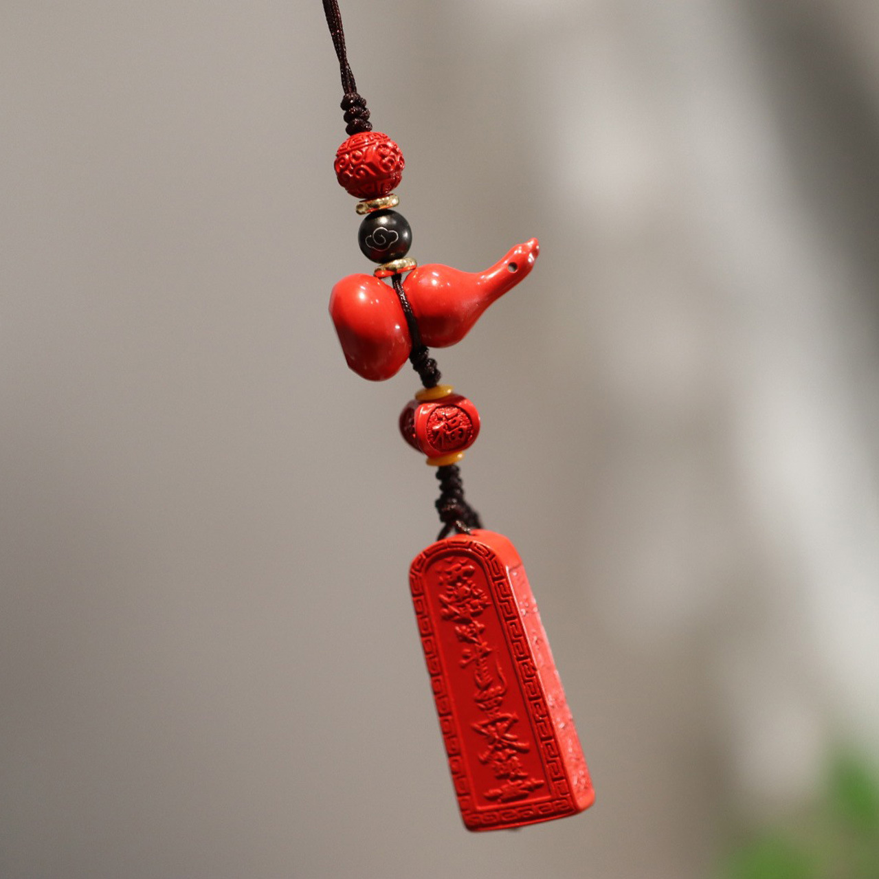 Wholesale of Chinese-style entry and exit peace Emperor sand and cinnabar Fortune gourd car pendants, keys, rearview mirror ornaments pic 17