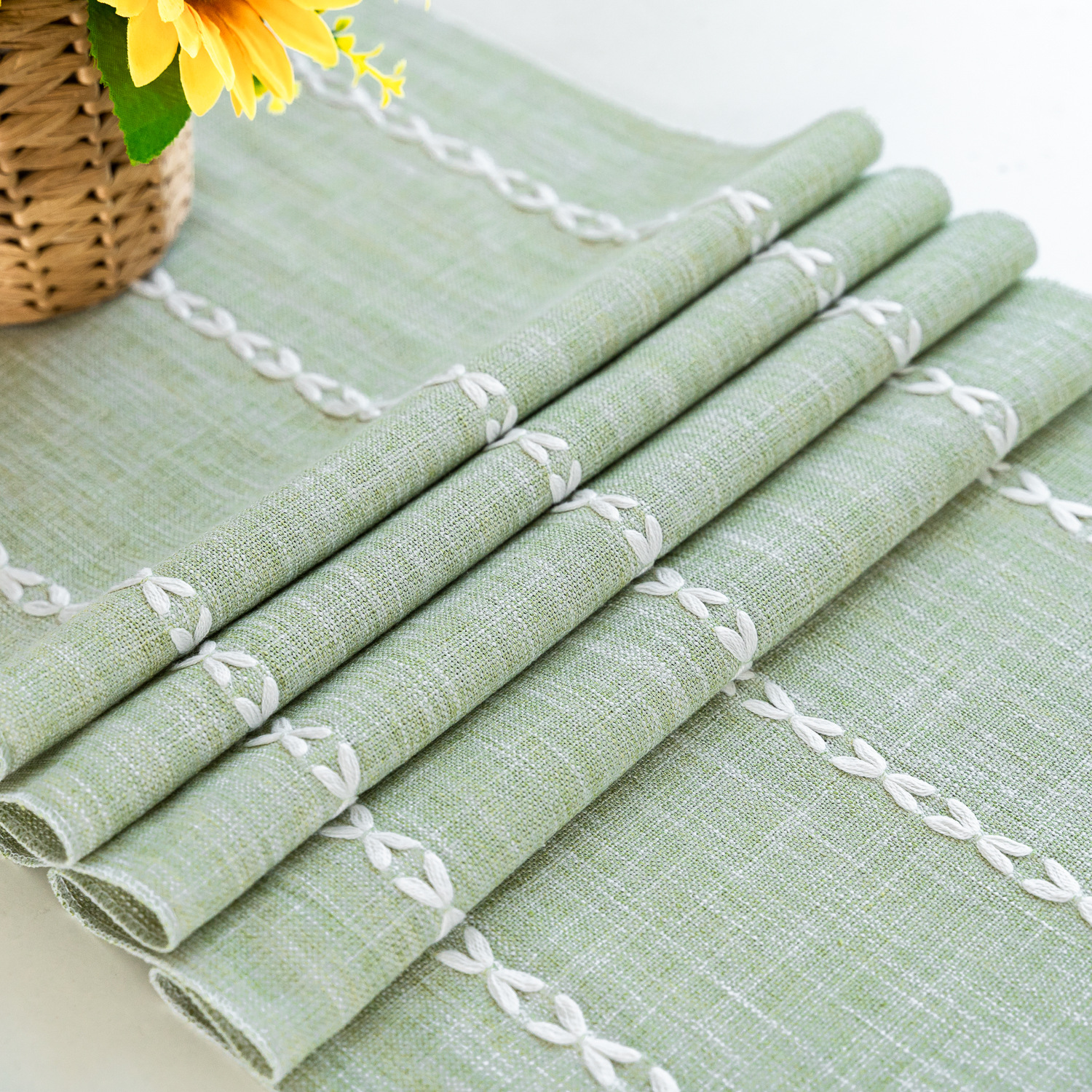 New cross-border Amazon handcrafted table flag, hollowed-out American country white tablecloth, dressing table scarf factory wholesale pic 63