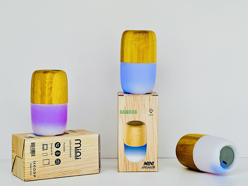 创意胶囊蓝牙音箱带灯炫彩户外便携式小圆柱音响木纹新款外贸礼品详情11
