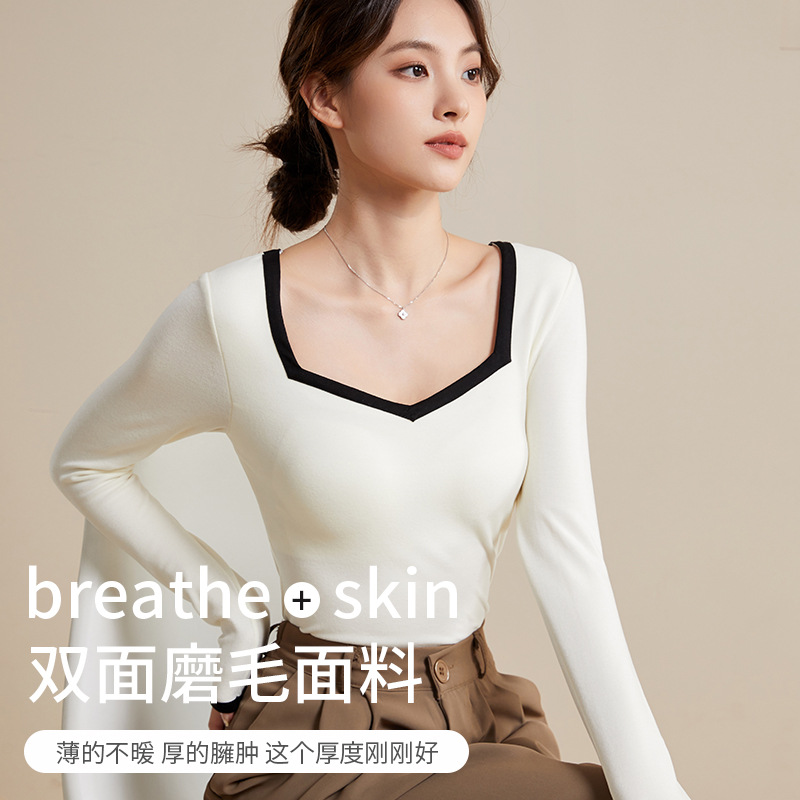 A halter top is a versatile and fashionable choice for women. It can be worn as an inner layer with a chest pad and a bra, revealing the navel pic 9