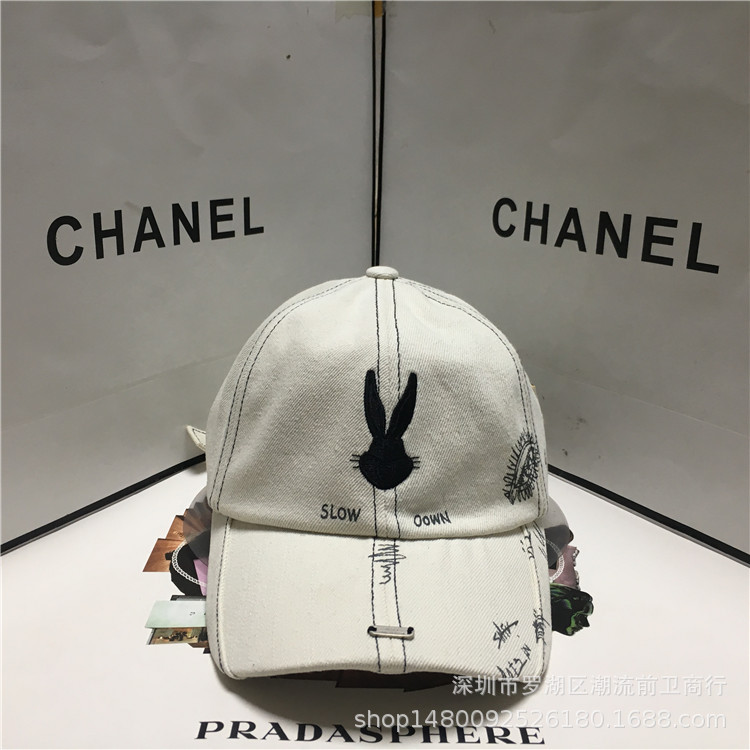 The 2022 Korean version of the spring, summer, autumn and winter all-season sunshade baseball cap with rabbit letters is suitable for both men and women pic 10
