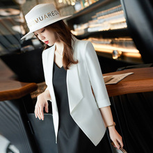 The 2022 summer new style of elegant professional shirts for women, fashionable and stylish short-sleeved commuting satin shirt work clothes pic 17