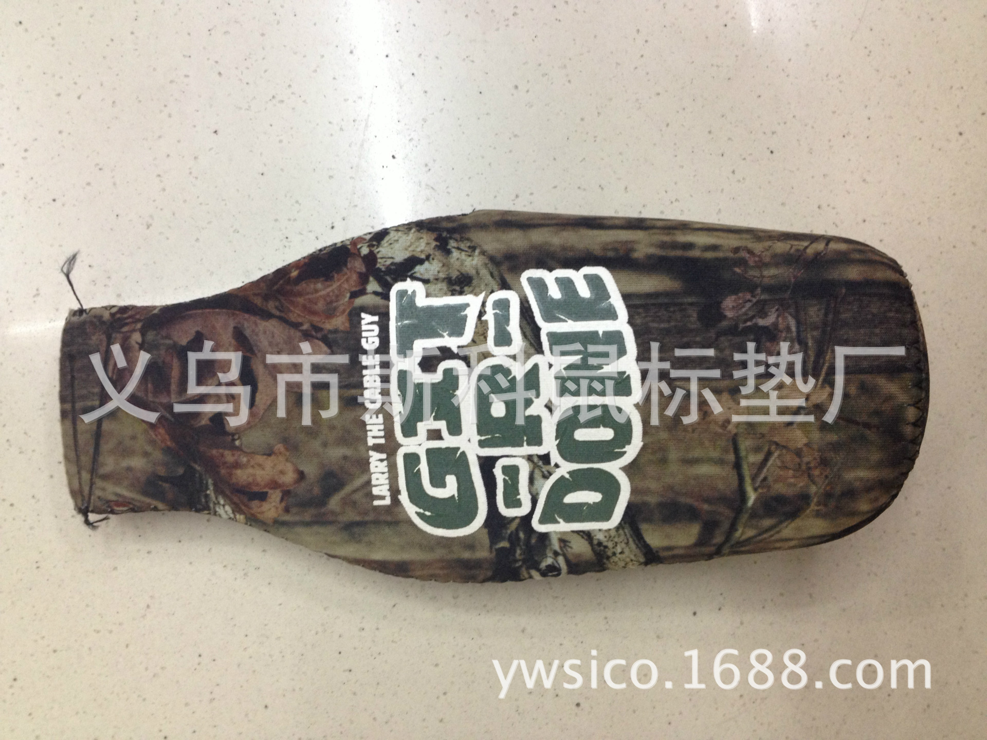 斯科直供素色彩色热升华转印 丝印 杯套 酒瓶套 可乐罐套 啤酒瓶套详情8