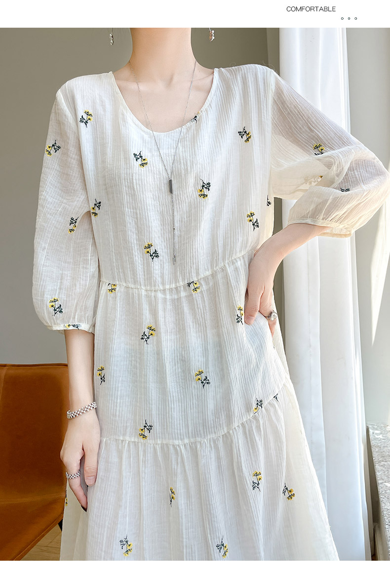 French-style high-end embroidered dress for women, a new summer dress with a high-end feel, three-quarter sleeves, and a vacation-style casual long skirt pic 15