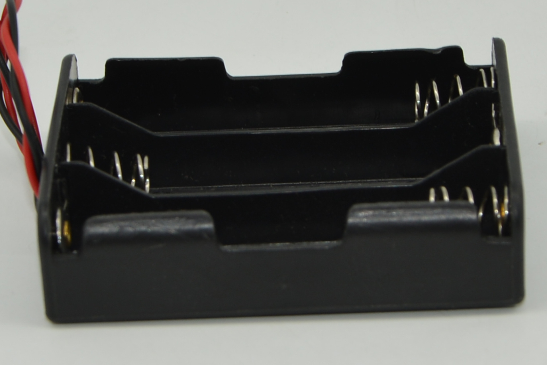 18650-3-cell battery box with black plastic shell, three cells with wires, no cover and no switch pic 2