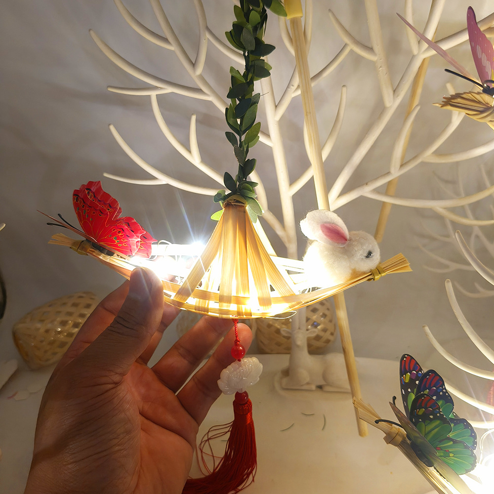 Handmade bamboo mini rabbits, butterflies, small boats, lanterns that light up, hand-held night tour and night market stalls, small lanterns pic 1