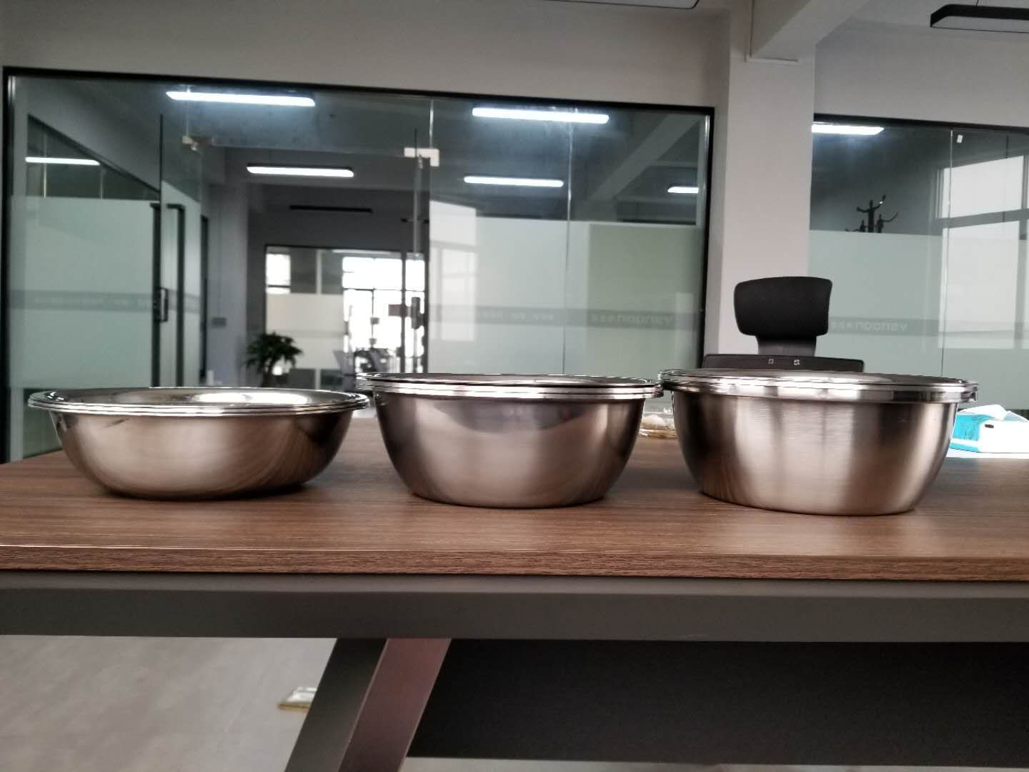 Stainless steel multi-functional three-piece set: seasoning VAT, vegetable cutter, rice sieve set, vegetable washing basin, gift set, multi-purpose basin, fruit and vegetable basket, vegetable washing basin, filter basin, kitchenware, draining basket set pic 1