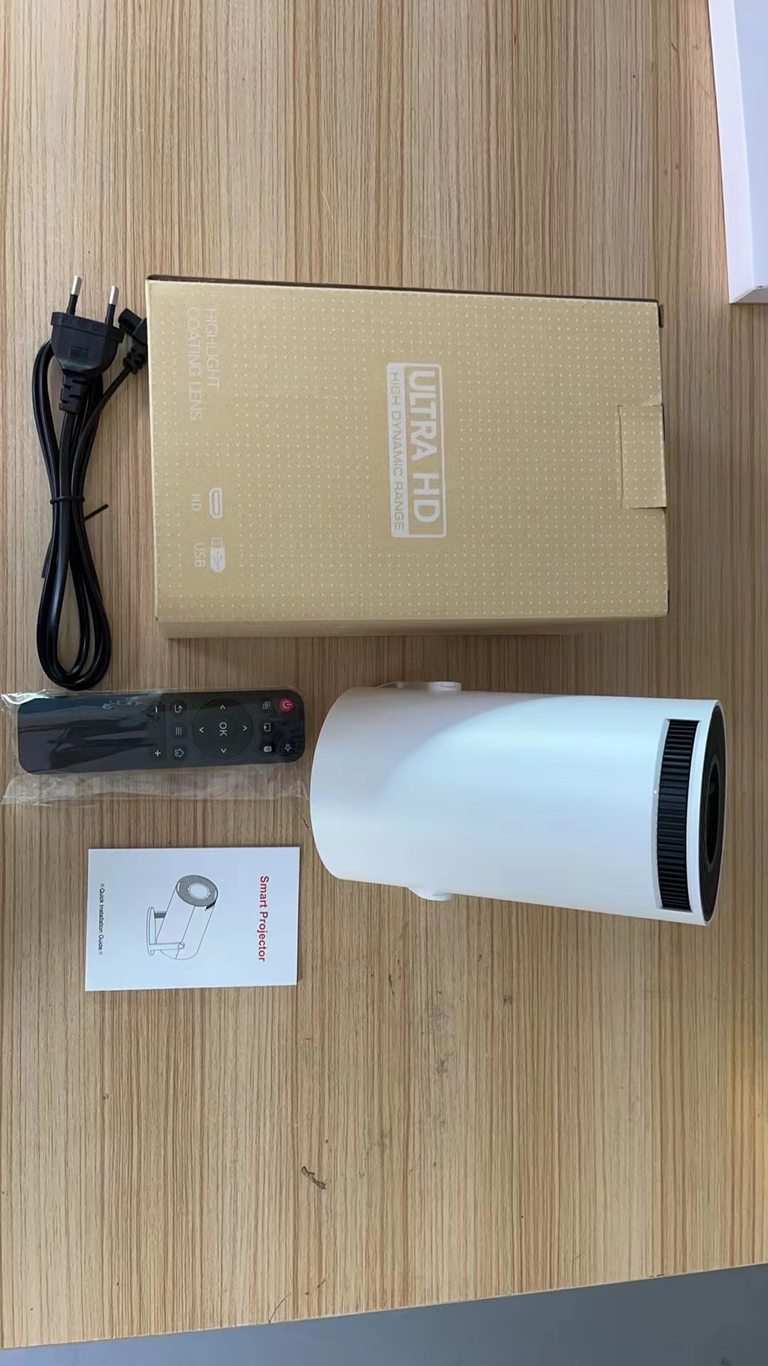 The new HY300 projector model is a portable mini projector for home dormitories, available for Android and high-definition cross-border use pic 13