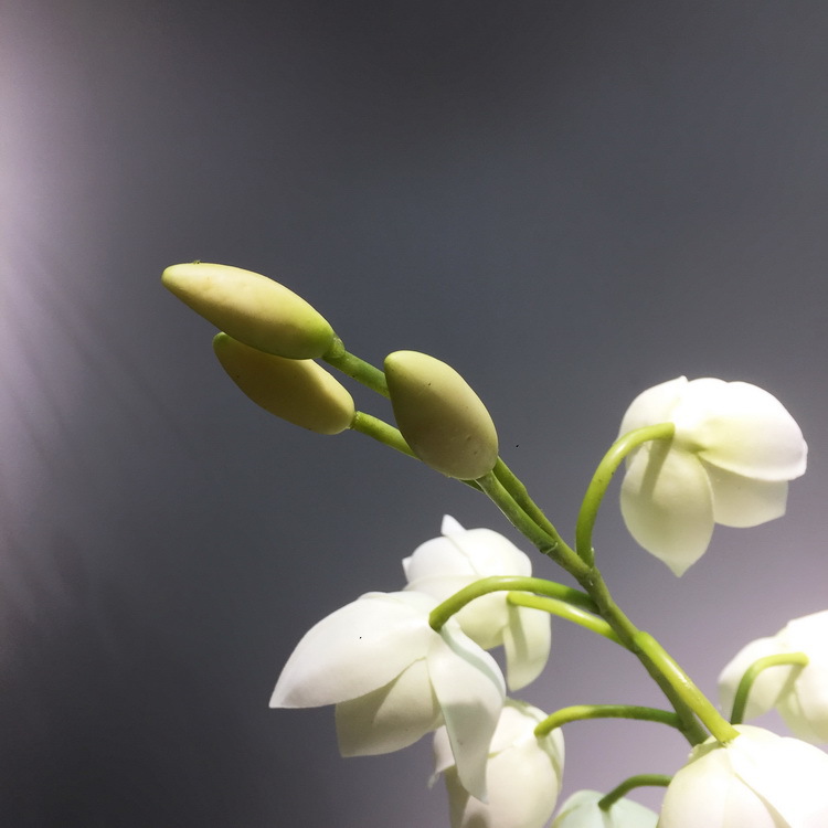 Dongli Flower Industry [Factory Direct Sale] Wholesale of modern and simple living room and dining table decoration artificial flowers, bell flower, Silk Orchid pic 7