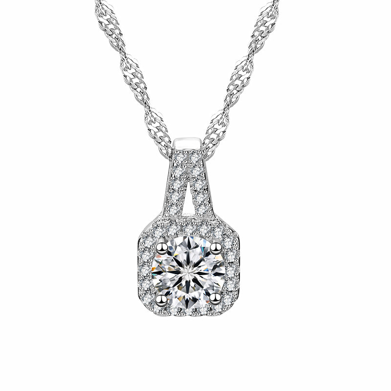A high-quality imitation D-color moissanite four-leaf clover female pendant with eight hearts and eight arrows from a live-streaming product by a popular influencer on Kuaishou and Douyin pic 34