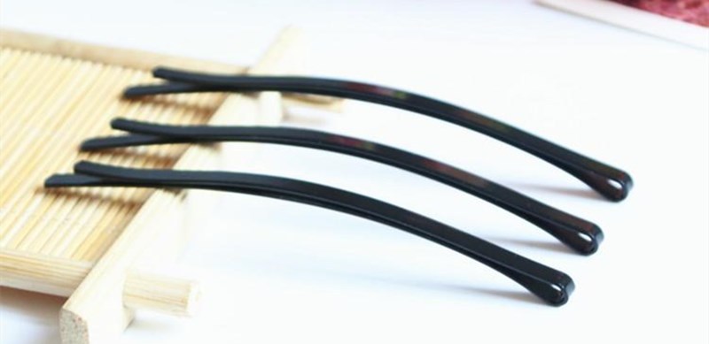 Wholesale Korean-style black straight clips, bow clips, lacquered black bangs hair clips, two-yuan hot-selling products at street stalls pic 1