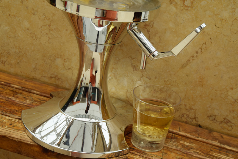 Creative BBA-20 wine dispenser + Large Round Beverage Dispenser Outdoor Drinking Beverage machine pic 6