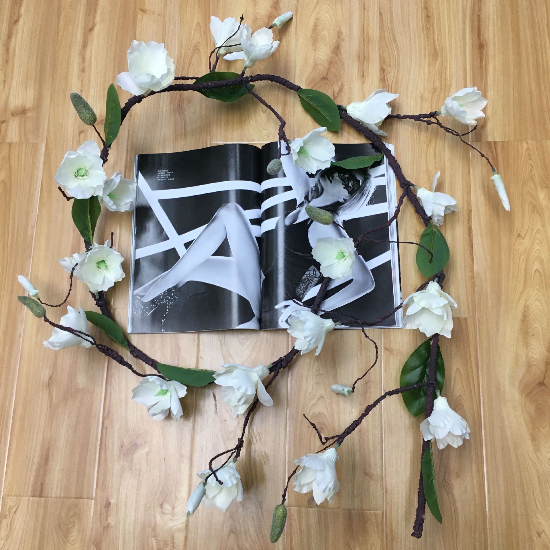 Artificial magnolia vine, artificial magnolia wedding and home decoration artificial flower factory direct sales, foamed branch shaped tree vine pic 13