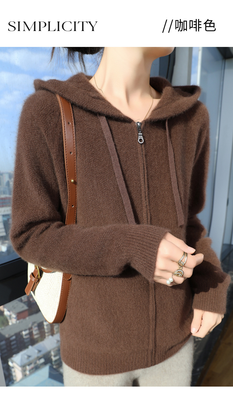 For the autumn and winter of 2024, a woolen hooded thick cardigan for women, a loose zipper knitted sweater, a youthful hoodie, can be paired with an outer jacket pic 36