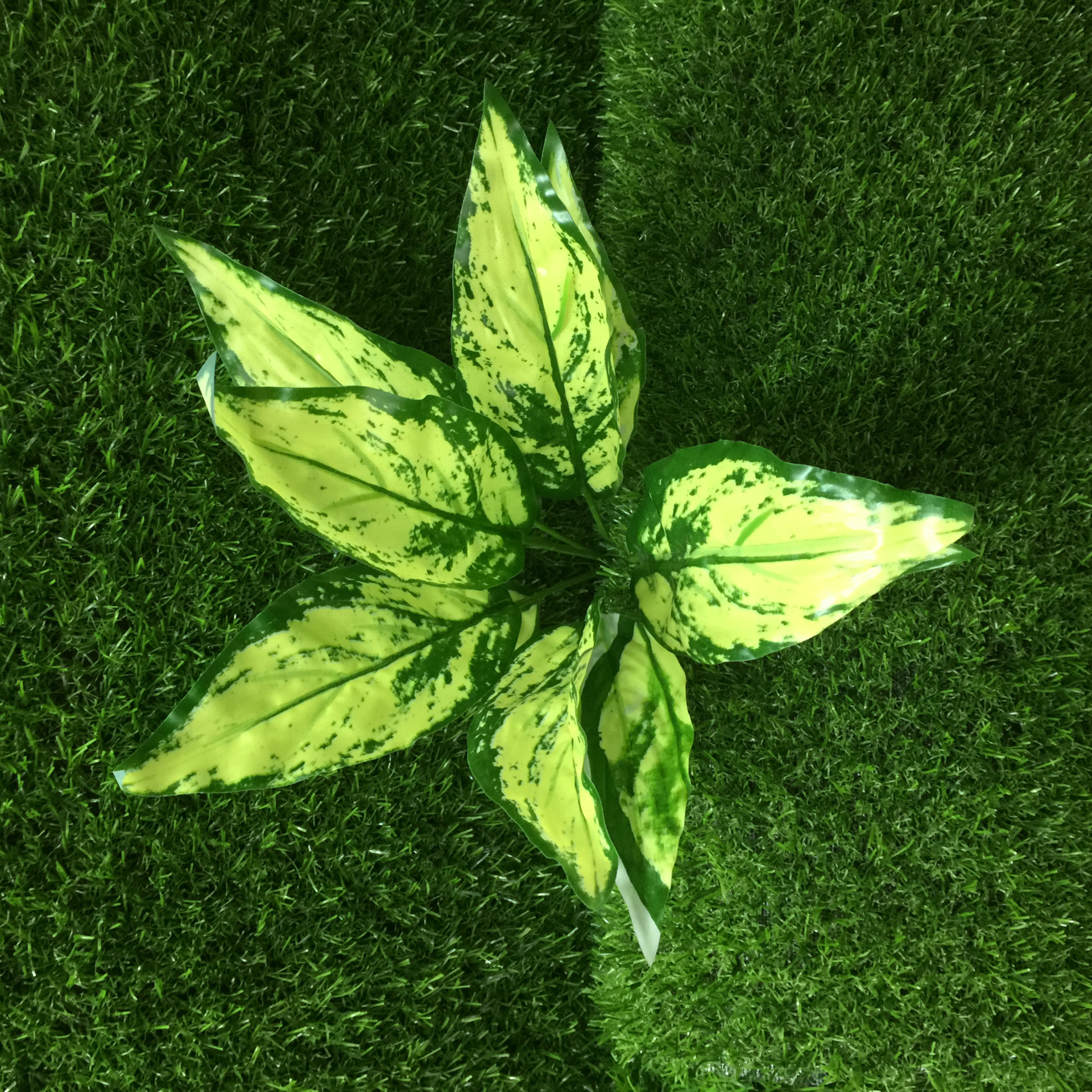 Artificial flowers, artificial lawns, artificial trees, artificial flower, artificial lawn, artificial tree manufacturers, artificial magnolia leaves, artificial plant wall accessories, DIY small bonsai, green plants, hand-held leaves, plant walls, artificial flowers, artificial lawns, artificial trees pic 7