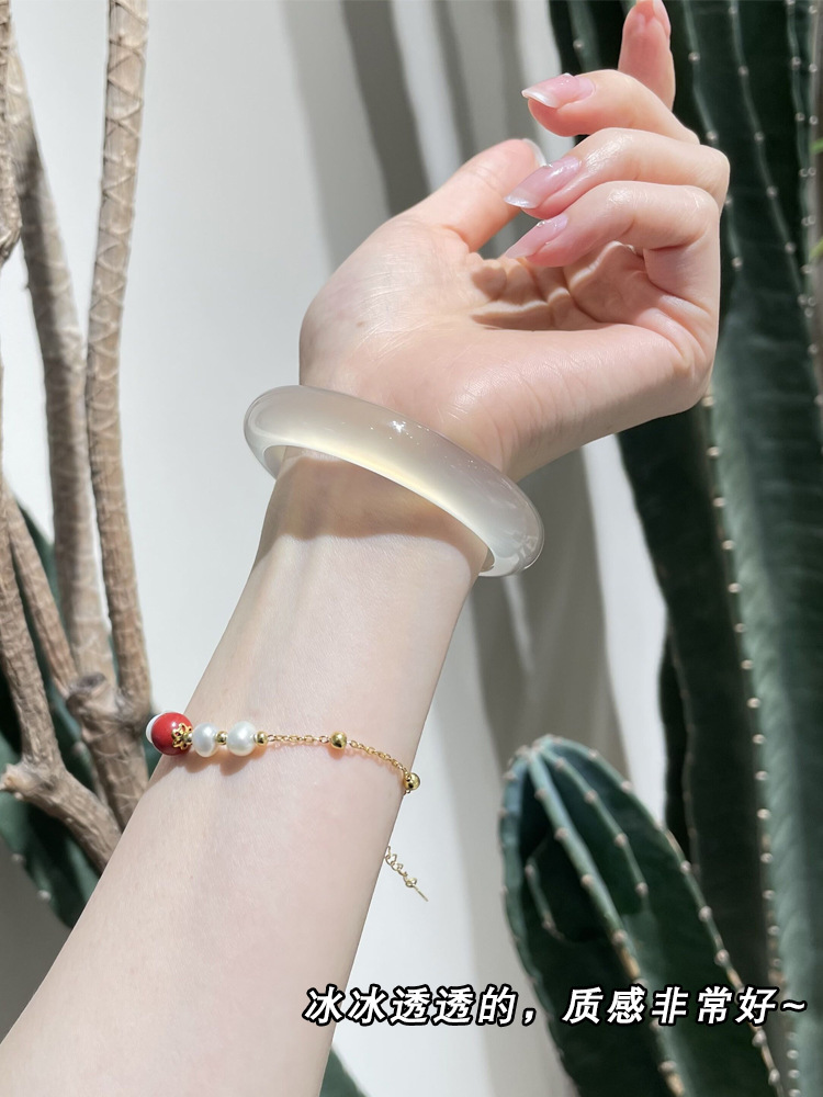 Ice-transparent high-ice agate bracelet, women's natural chalcedony bracelet, ice-type jade bracelet, women's lychee frozen jade bracelet pic 6
