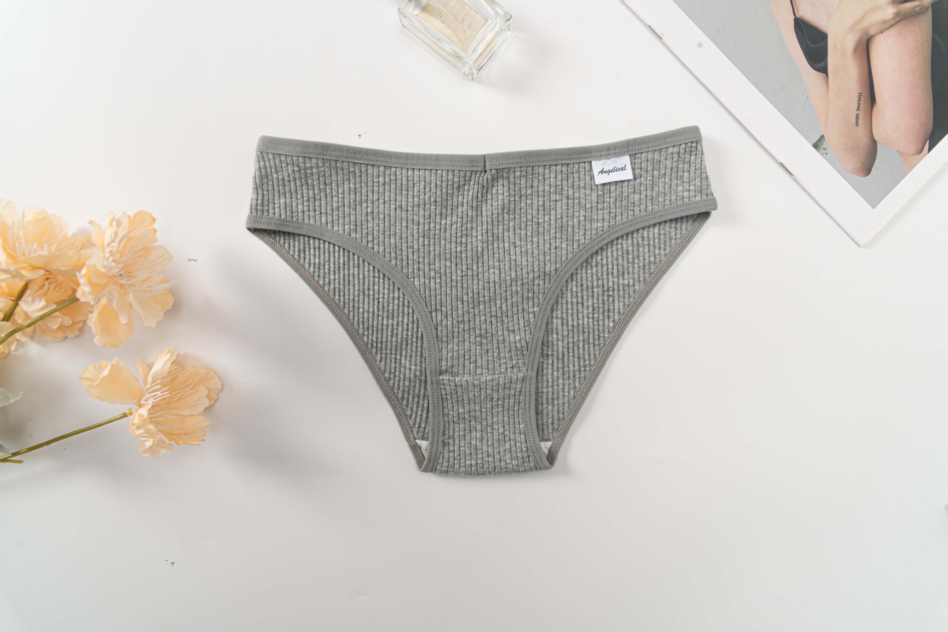 跨境欧美女士内裤中腰透气提臀女内裤高弹舒适女士三角裤批发直供详情13