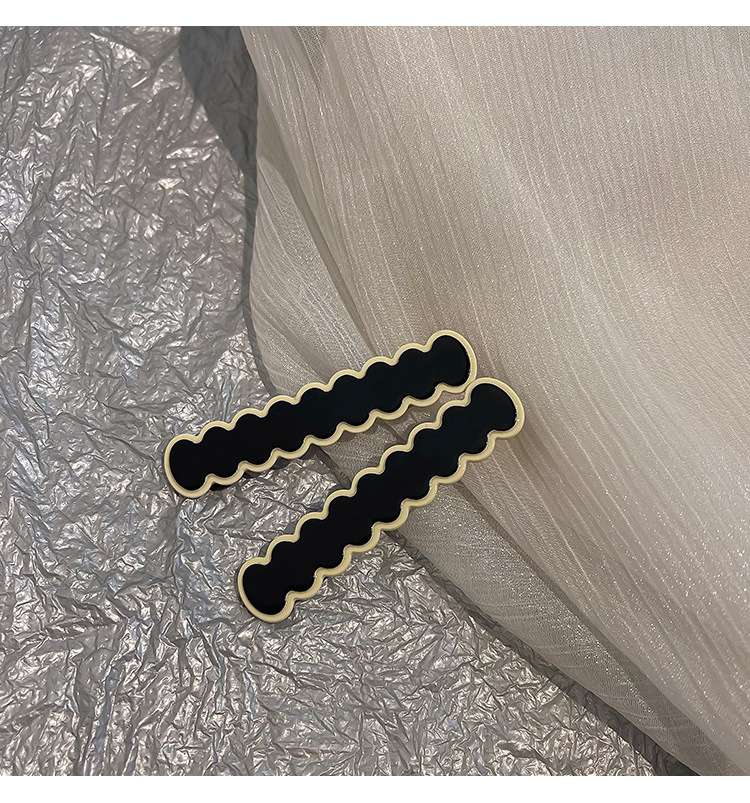 High-end style hair clips for women, summer bangs clips, duckbill clips, internet-famous seamless hair clips, side checkerboard clips, headwear pic 21