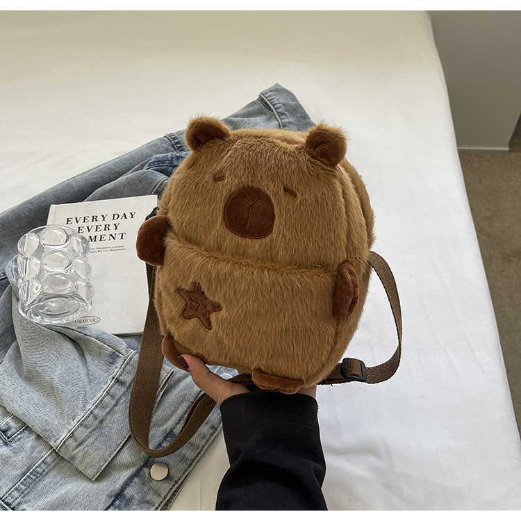 卡通玩偶稀奇古怪奇怪可爱包包女生2024新款棕色小熊毛绒包斜挎包详情17