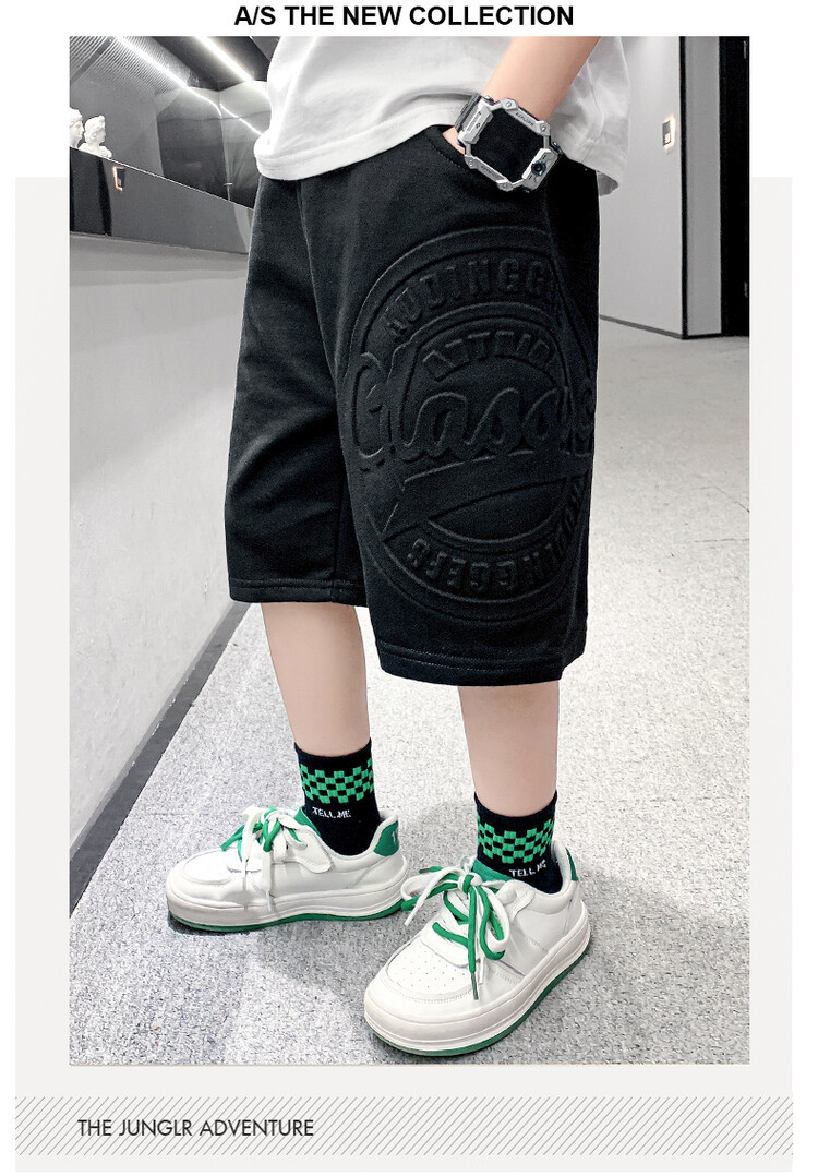 The 2022 new summer loose and stylish cotton capri shorts for boys are a trend of casual summer pants for middle-aged children pic 163