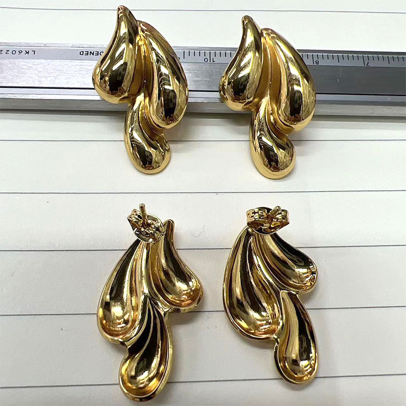 European and American cross-border fashion metal style geometric irregular copper-plated real gold three-drop earrings, niche and unique for women pic 5