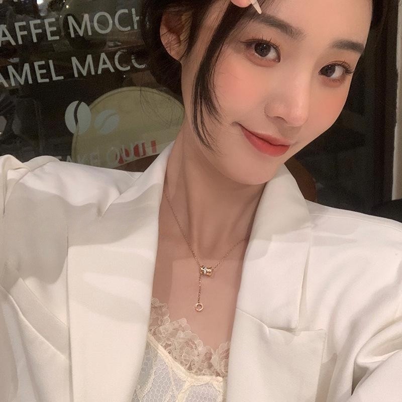 钛钢不掉色小蛮腰轻奢项链女2023年网红小众高级设计感颈链锁骨链详情3