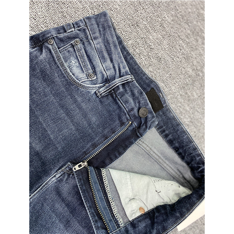 The new Mother high-waisted 9-inch high-elasticity skinny jeans, which are the same style as those worn by European and American bloggers, can lift the buttocks and make you look slimmer. Korean style jeans for women pic 34