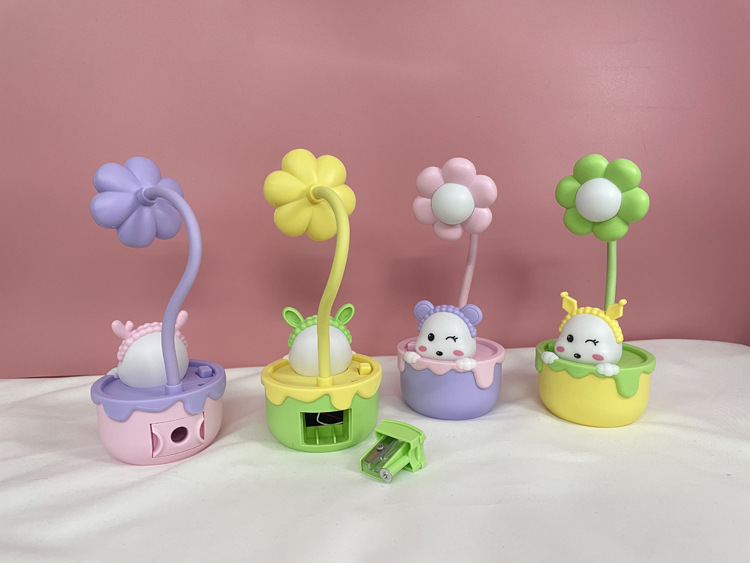 外贸跨境LED小台灯 USB充电卡通铅笔削迷你桌面夜灯 卧室床头灯具 毛绒玩具款式可爱详情5