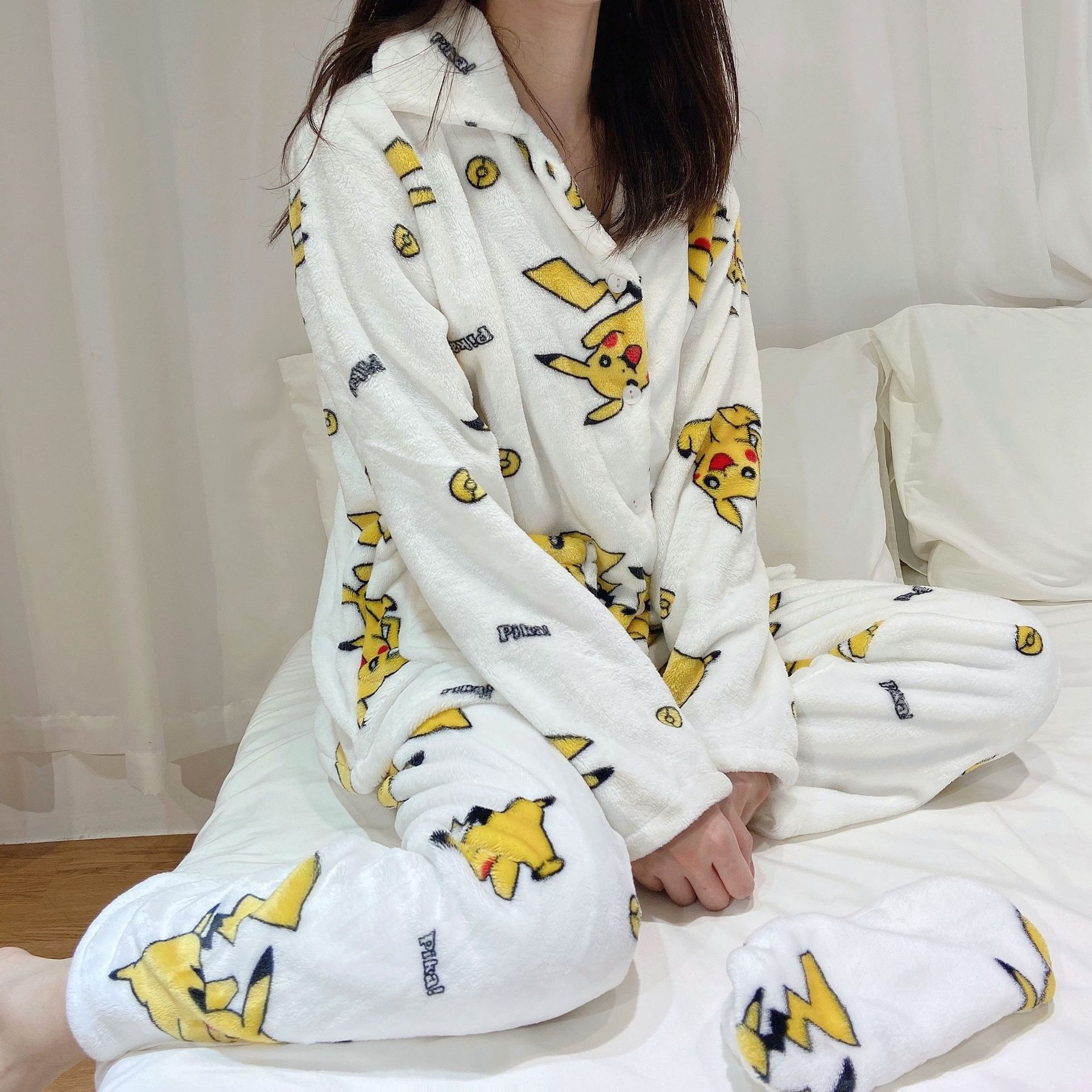 冬季法兰绒女士睡衣翻领开衫长袖长裤少女卡通可爱保暖家居服套装详情27