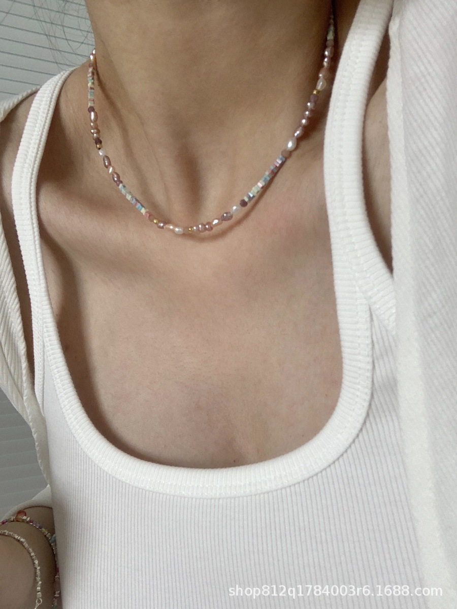 Dreamy pinkish-purple aurora silver pearl necklace, mini irregular Baroque-style light luxury necklace, niche pic 4