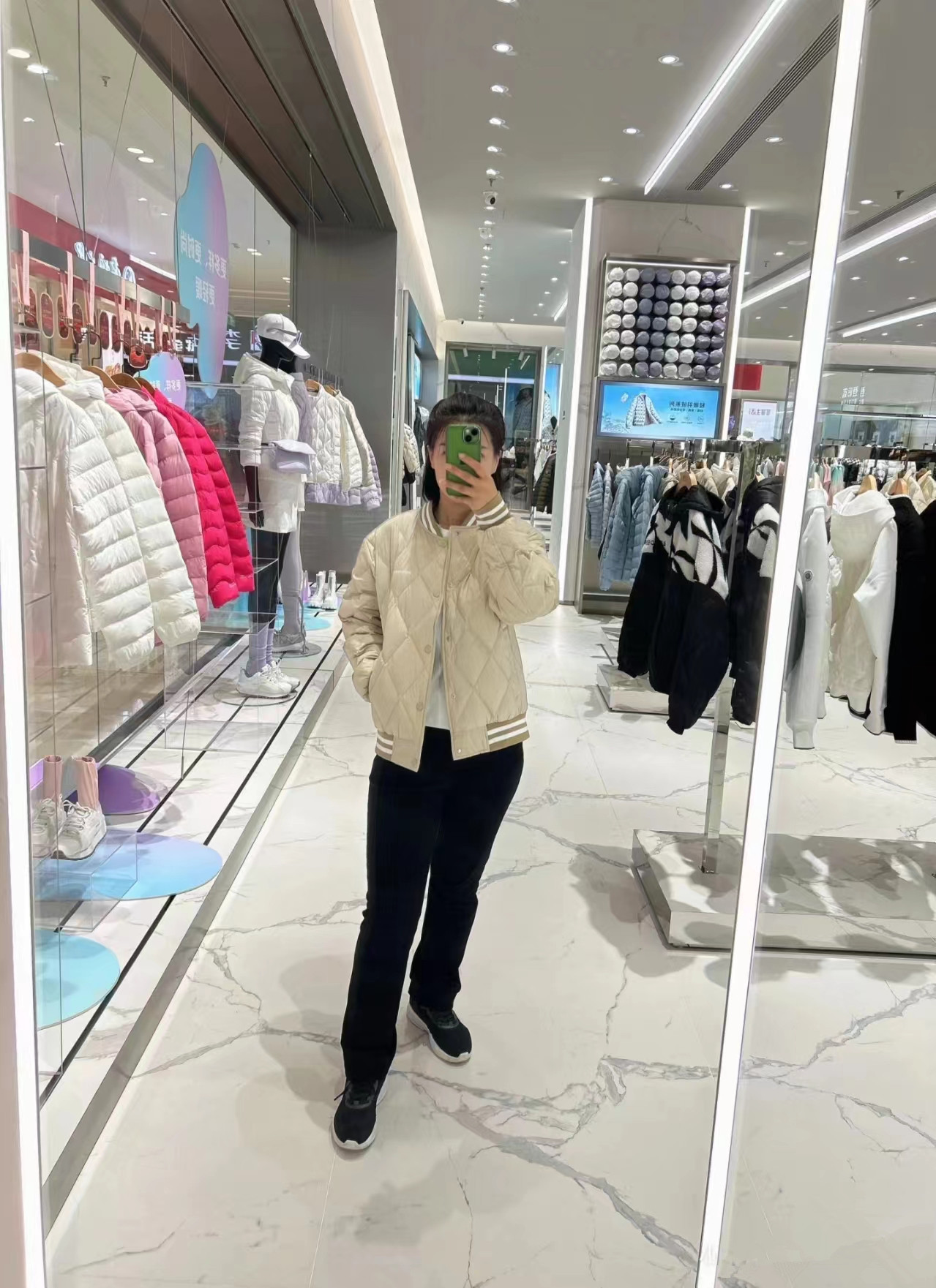 BO家原厂元单 轻薄同款秋冬保暖棒球领款式情侣男士羽绒服详情15