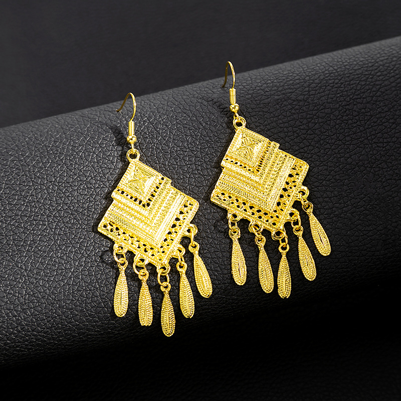 Ethnic-style peacock earrings, golden bell tassel earrings, Bohemian leaf pendants, scenic area earrings wholesale pic 22