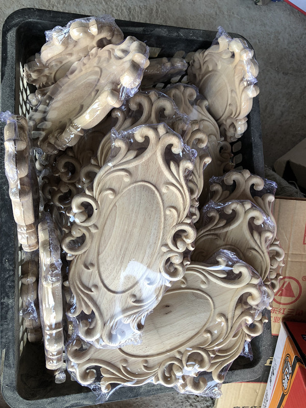 Wood-carved European-style duck egg solid wood carved round veneer door, wood veneer furniture door, core cabinet door pic 2