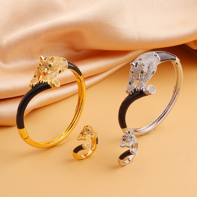 A simple and cold style hollowed-out flower ring for women on Instagram, a unique aged ring with a light luxury and niche design sense, a finger ring pic 18